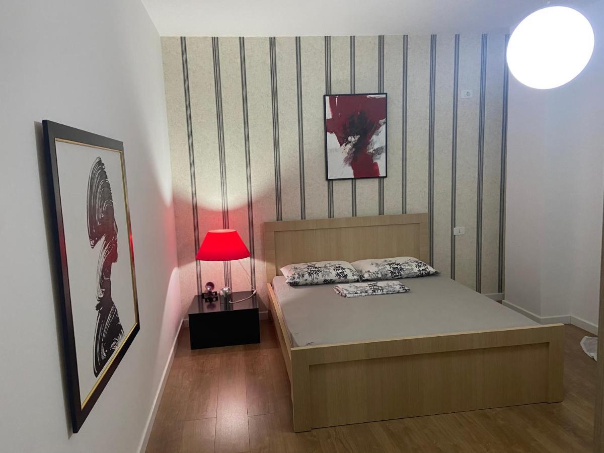 Mb Luxury Apartments Tirana Kültér fotó