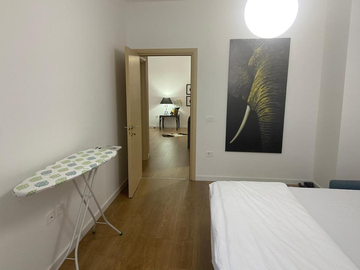 Mb Luxury Apartments Tirana Kültér fotó
